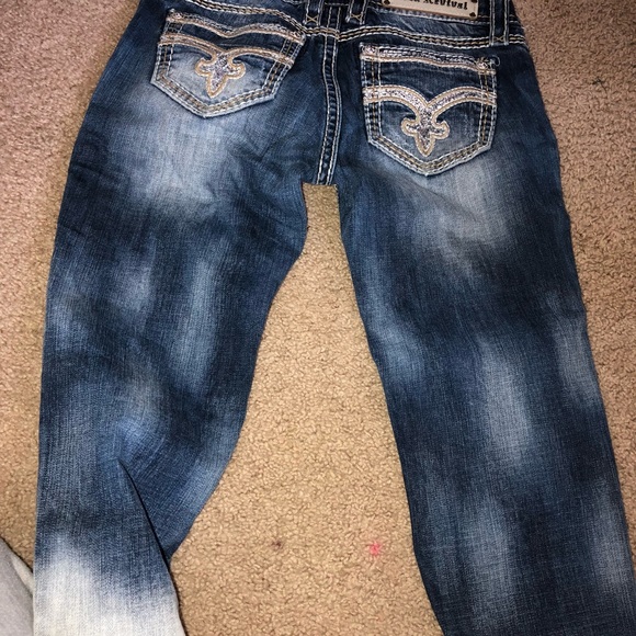 3 pairs of Capri